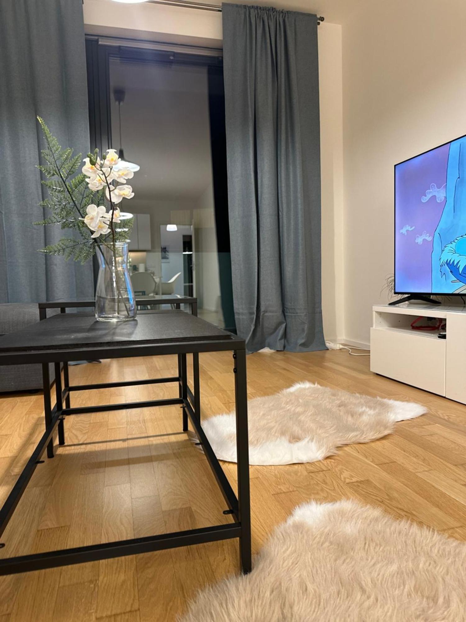 פראג Apartment 4 Room, 2 Bath, Parking מראה חיצוני תמונה